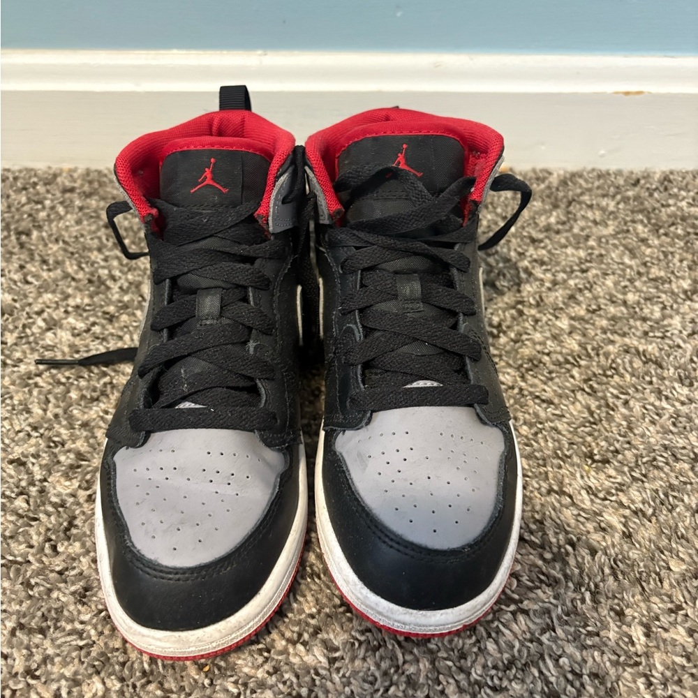 Air Jordan 1 Mid